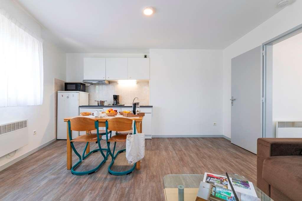 Cerise Nantes La Beaujoire Aparthotel Cameră foto