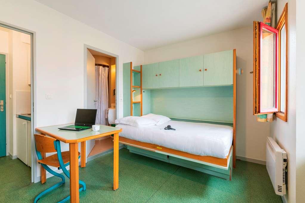 Cerise Nantes La Beaujoire Aparthotel Cameră foto